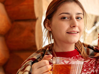 Adorable girl enjoys the cold and masturbates like mad