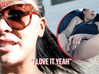 Jin Public Car Masturbation Risky Clit Rub Ersties