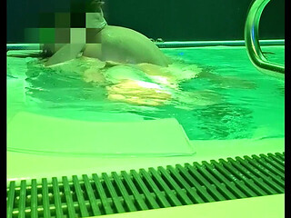 18yo Fan Spotted Me at the Public Spa and Filled Me up in the Hot Tub