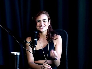 Come&ccedil_ou como stripper de polidance, recusou a casa das br, n&atilde_o conseguia gemer alto, e quando fez anal... - Kamilla Werneck (SHEER/RED)