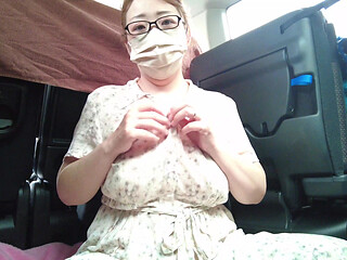 A Married Woman Passionately Masturbates in the Car