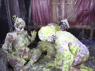 Foam Fun with Cheyenne Hannah and Skyler