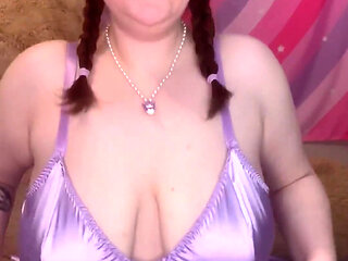 Big Titty Bouncing and Cum Encouragement