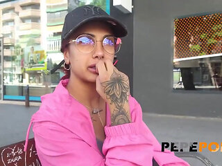 Valeria Del Rio's Tight Ass Is Back in Business, and It Needs a Rough Anal