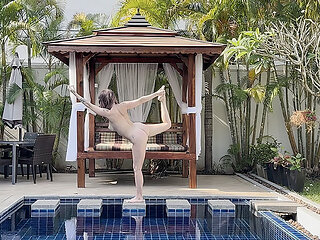Nude Yoga: Balance Practice Workout - Grey Desire