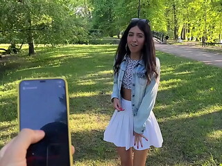 Girlfriend gets orgasms in a public park and I control it with a toy from Flirtwithsb