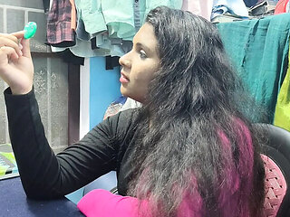 Indian Boss Fucks Male Staff in Office - Hot Secretary Seduction