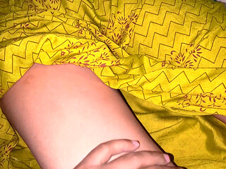 Fucked desi beautiful bhabi in desi styles. Xxx video