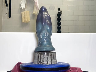 Geting an Insane Stretch on My Xxl Survey of the Cosmos Dildo