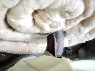 Sister-in-law was talking in my sister-in-law, sister-in-law refused so brother-in-law made the quilt and pel diya.