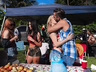 Big Tits Cheerleader Kait Fucks Lucas Frost at Wild Bush Party - Reality Kings