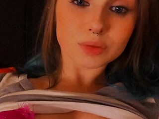Amateur Webcam Babe Fucking Pussy With A Dildo More at