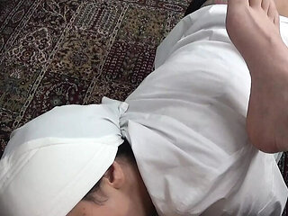 Horny Arab Stepmom Fucks Me While Dad's Away - POV Blowjob & Cumshot