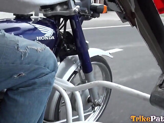 Asian scooter cooter looter