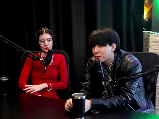 Era um CLT ferrado, recebeu convite pra entrar no porn&ocirc_, a m&atilde_e deu um conselho, transou com uma menina que gemia alto e quase foi preso - Yastrixx &amp_ Dixon (WATCH ON: SHEER/RED)