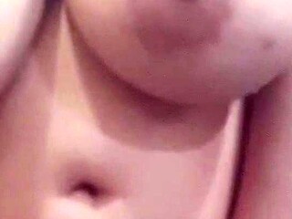 Amateur Big Boobs jerks Big Dick