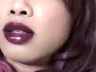 Asian Crossdresser Wanks in Bed