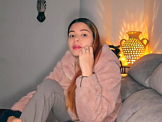 Stepsister Massage Ends in Sex