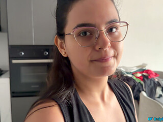 He cheats on his wife with the new big ass nanny. Beautiful Body - MaraSeXxXx