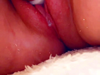 Real pulsating woman orgasm