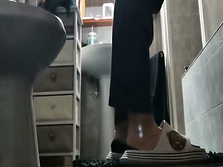 Camera on the Floor, Huge Ass and Sound Farts