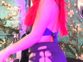 We Wiggle We Dancin