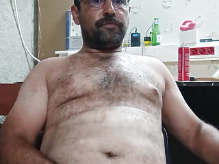You've Never Seen a Masculine Bear Like This