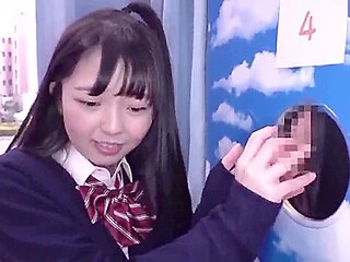 25052813