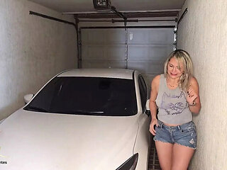 Monique Fuentes Cheats on Husband with BBC in Motel - Squirting Rough Sex & Big Booty Latina MILF