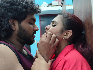 Hot Lip Lock in T Shirt and Shirt