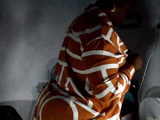 I Masturbate to the Big Ass of This BBW After Blowjob