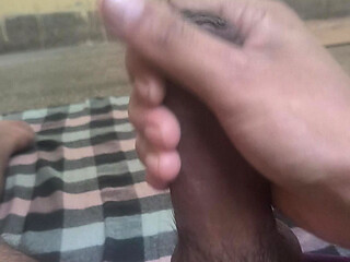 Gf ke yad m lund ko hilana
