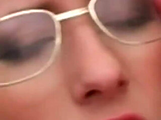 Spex brunette babe gets screwed and facialized