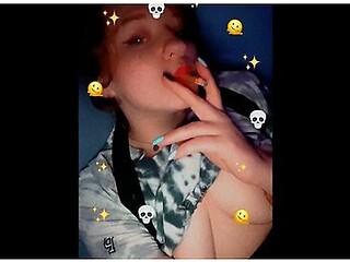 Redheads solo smoke and grind