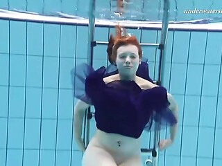 Hot Lenka - xxxwater clip - Underwater Show