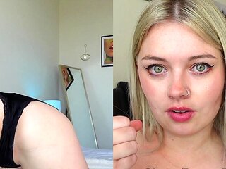 Amateur Webcam Cute Teen Plays Solo with Big