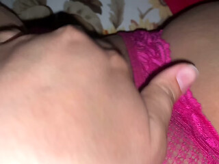 Casero Real Nocturno - Argentina Masturb&aacute_ndose Solitaria en Medio de su Lencer&iacute_a