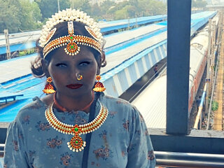 KANNADA INDIAN TRAIN Hot Indian Nabour Girl Sucking Dick So Good And Recieve Warm Cum In Mouth