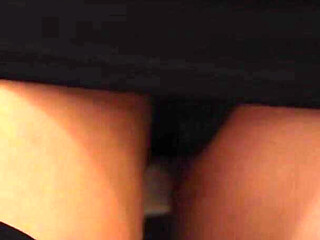 To Wear an Embarrassingly Tight Miniskirt, I Spend Every Day a... Personal Sex Secretary for His Pantyhose Fetish. Chapter.2