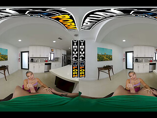 VIRTUAL PORN - Sexy Luna Luxe Makes Missing Your Birthday Worth It With A Sensual Hardcore Treat