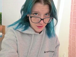 Cozy Snack Passes Gas