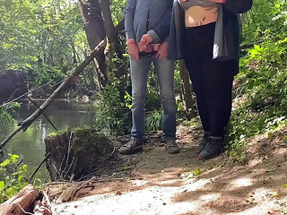 Amazing handjob from mature mother in law