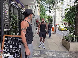 TATUADOR