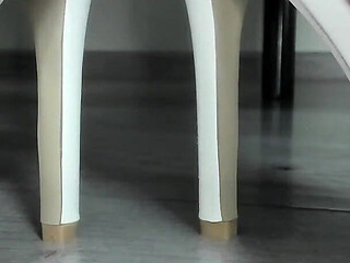 Touch Arches in Heels