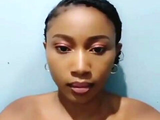 Watery Slay Queen Masturbating Exposed Herself