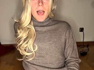 Sweet 18yo Trans Girl Anal Mastrubation