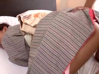 Nadeshiko Who Loves Raw Creampie