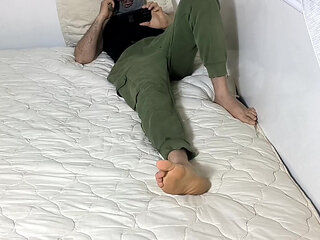 Two Young Men From Saudi Arabia Fuck a Moroccan Woman Who Works in Massage, Arab Threesome Sex
