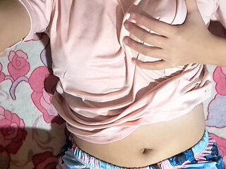 MY STEPCOUSIN AND I MAKE A VIDEO CALL AND I SHOW HIM MY BIG ASS