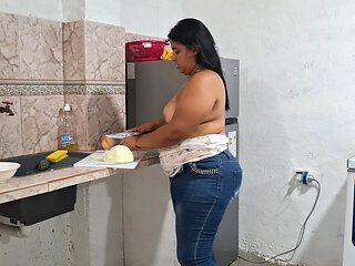 Pandora strips and prepares food naked